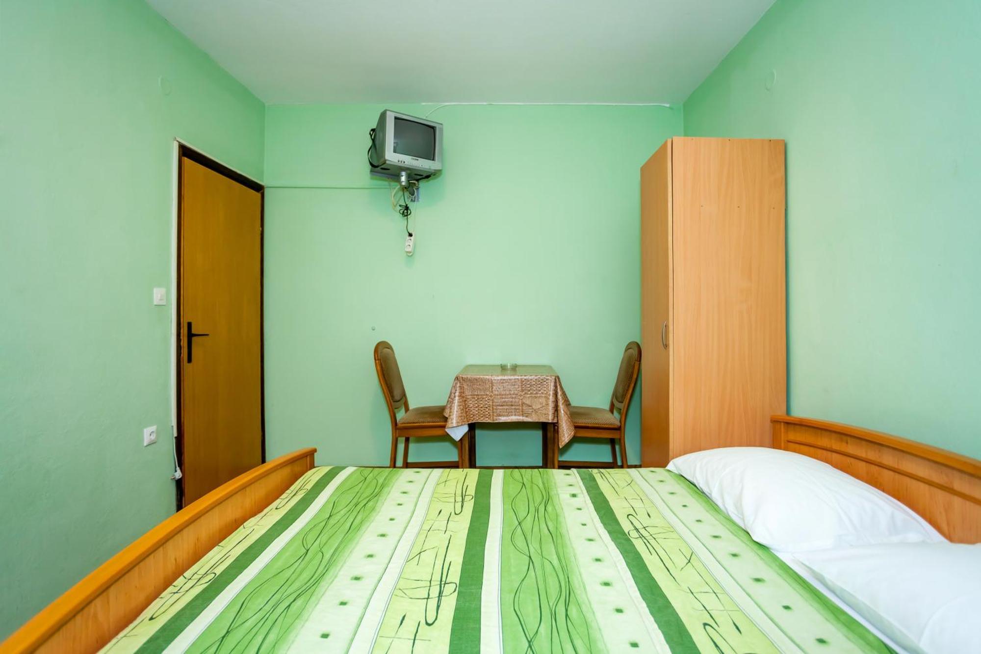 Apartments Ratkovic Тиват Екстер'єр фото