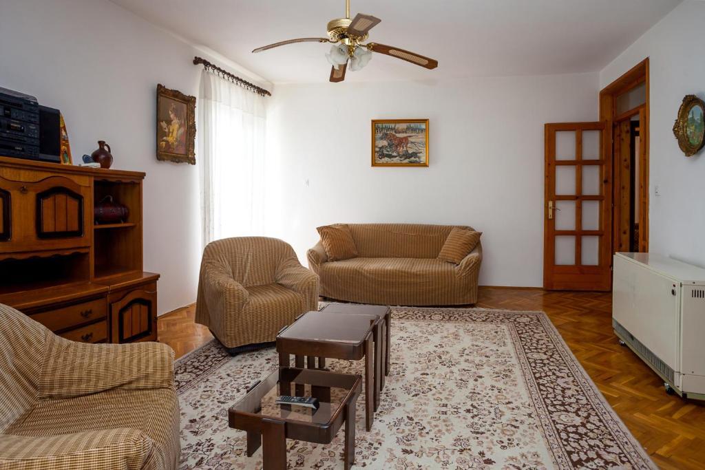 Apartments Ratkovic Тиват Екстер'єр фото