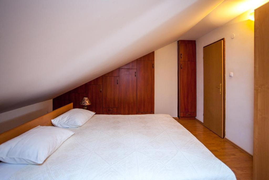 Apartments Ratkovic Тиват Екстер'єр фото