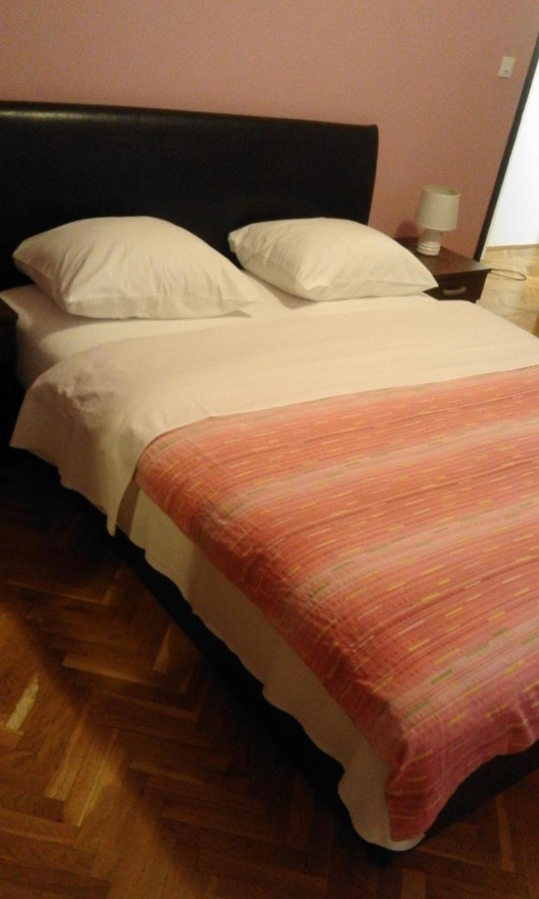Apartments Ratkovic Тиват Екстер'єр фото