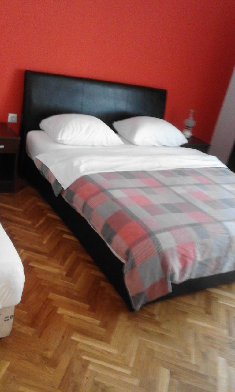 Apartments Ratkovic Тиват Екстер'єр фото