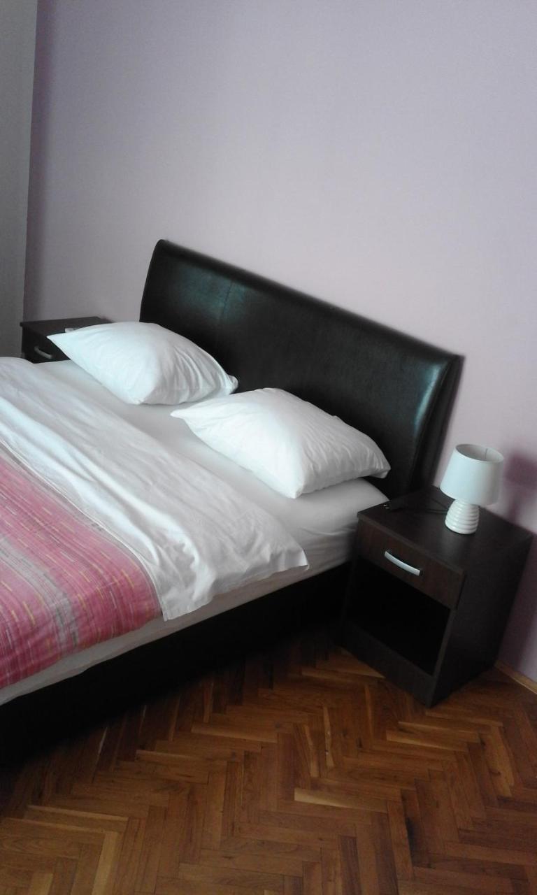 Apartments Ratkovic Тиват Екстер'єр фото
